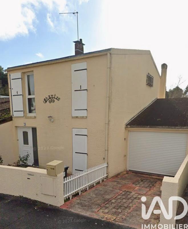 Maison - 102 m² - 4 pièces