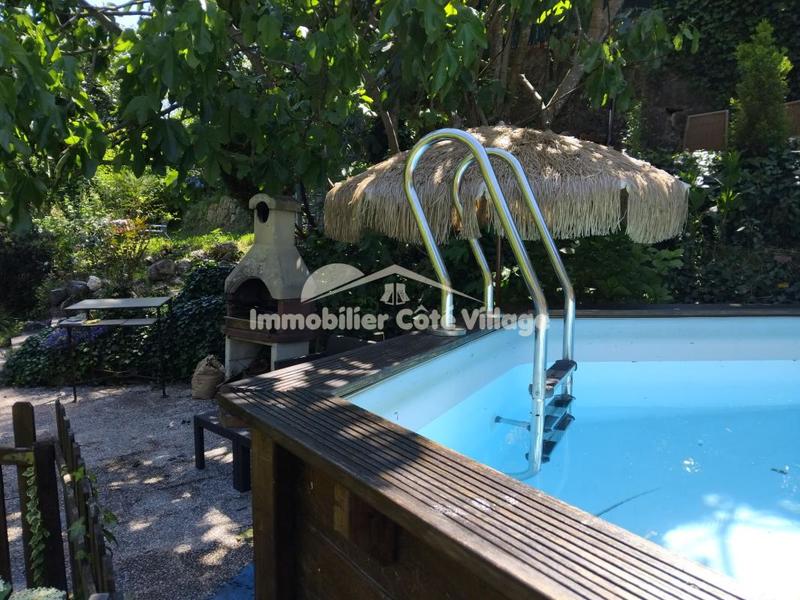 Maison - 104 m² - 4 pièces