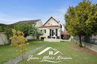 Maison - 81 m² - 5 pièces