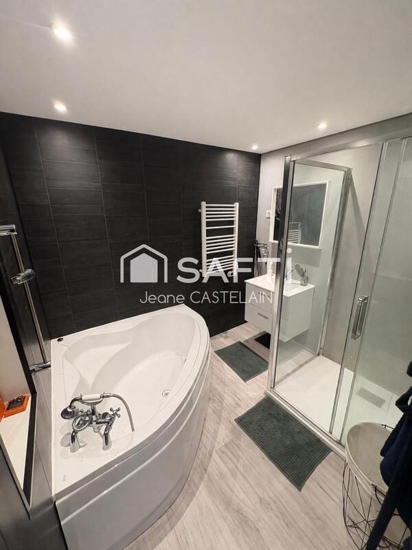 Maison - 100 m² - 5 pièces