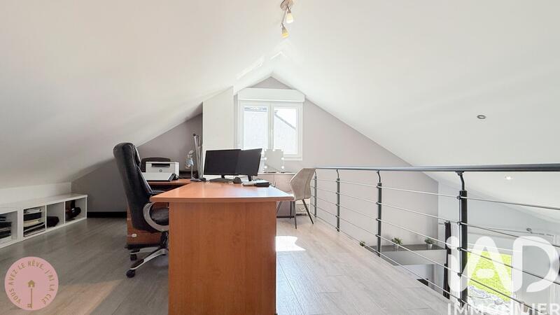 Maison - 177 m² - 6 pièces