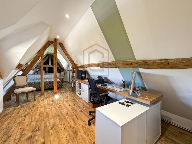 Maison ancienne - 122 m² - 4 pièces