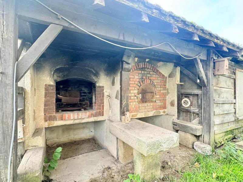 Maison - 217 m² - 7 pièces