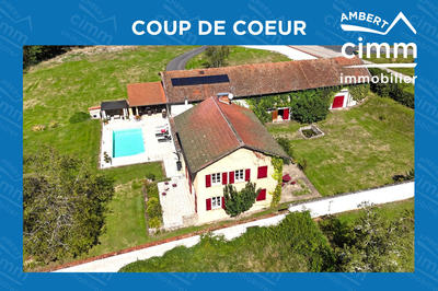 Maison - 208 m² - 8 pièces