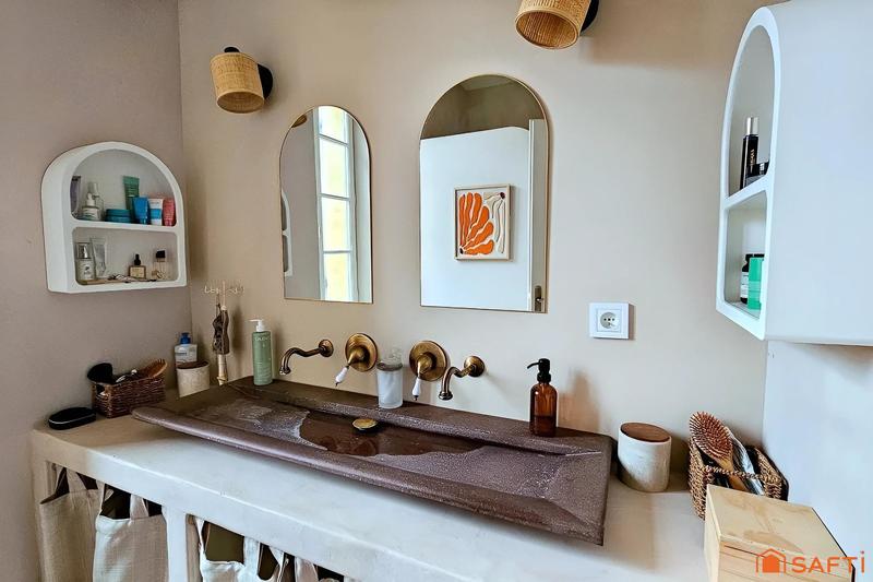 Maison de village - 148 m² - 8 pièces