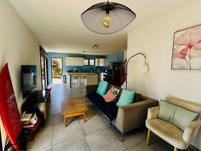 Maison - 84 m² - 4 pièces