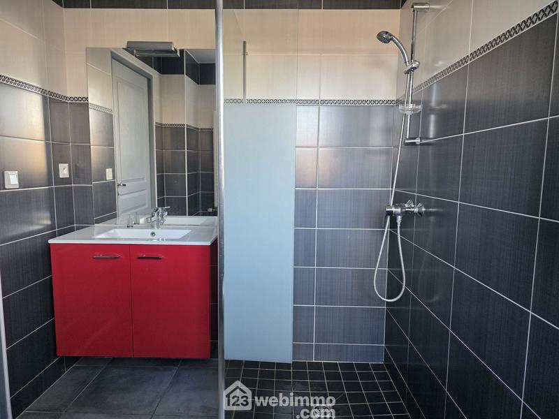 Maison - 88 m² - 4 pièces