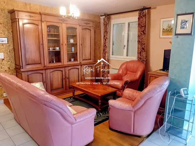 Maison - 196 m² - 5 pièces