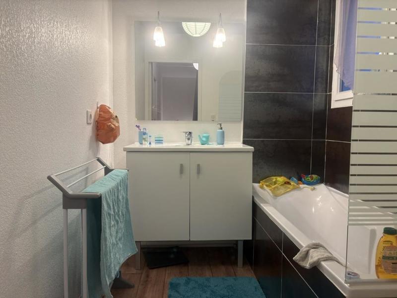 Maison - 98 m² - 4 pièces