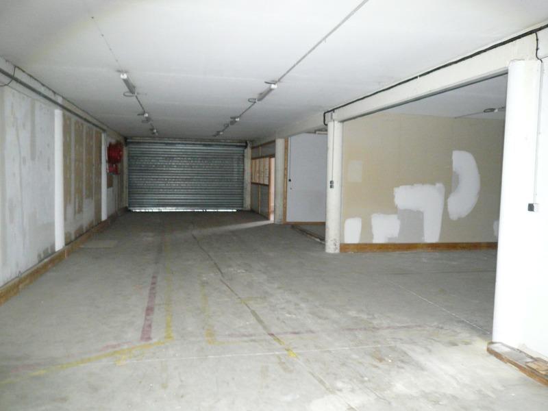 Local commercial - 199 m² - 2 pièces