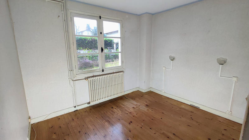 Maison - 117 m² - 9 pièces