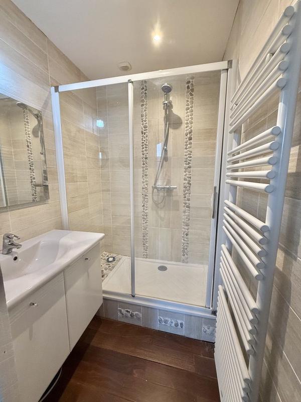 Maison ancienne - 179 m² - 8 pièces