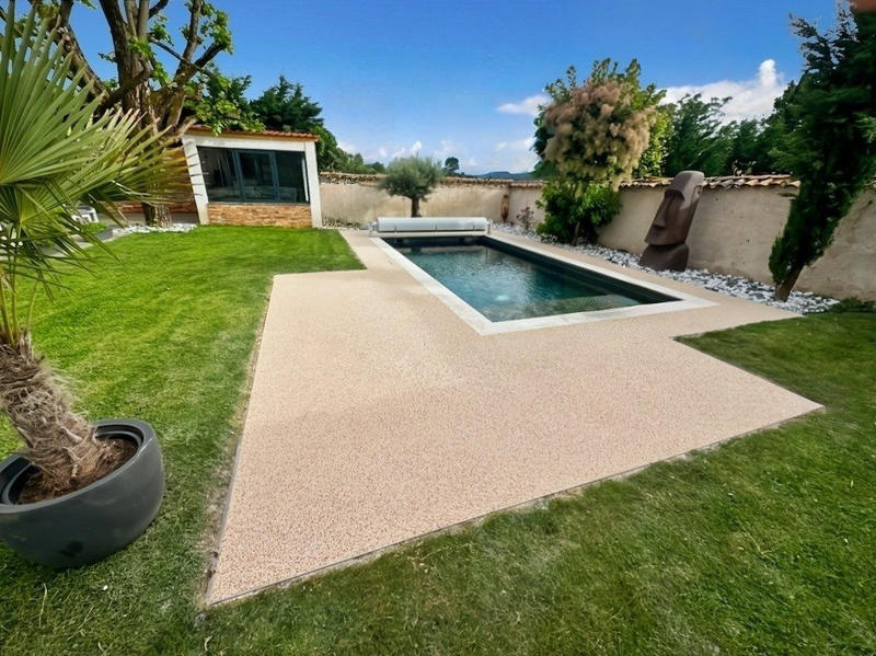 Maison - 200 m² - 7 pièces