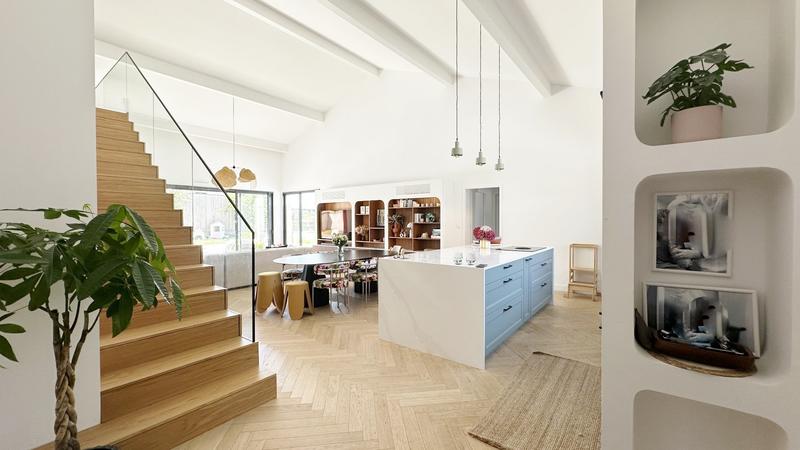 Maison - 140 m² - 6 pièces