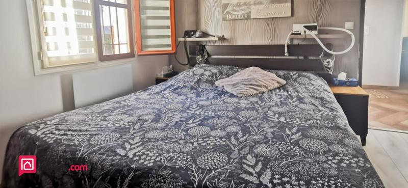 Maison - 93 m² - 5 pièces