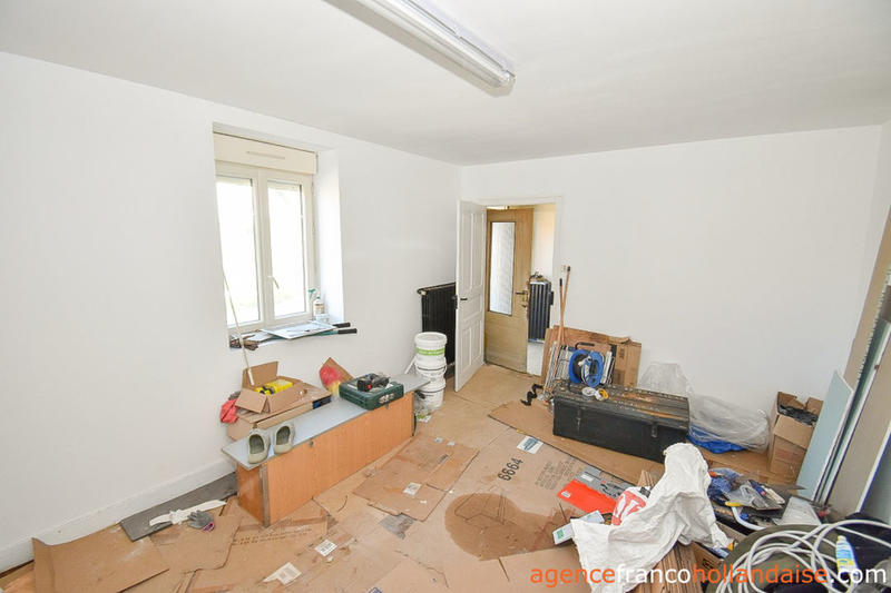 Maison - 152 m² - 8 pièces