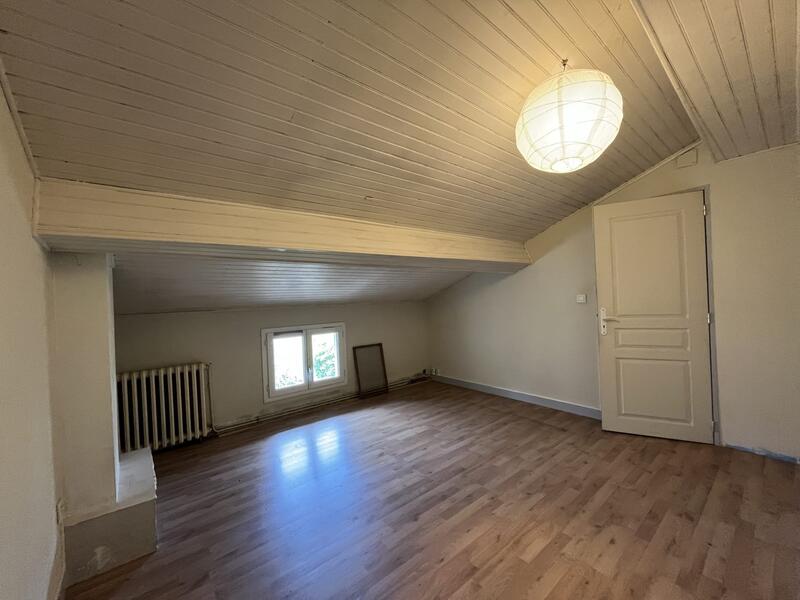 Maison - 140 m² - 7 pièces