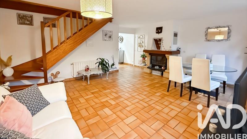 Maison - 88 m² - 5 pièces