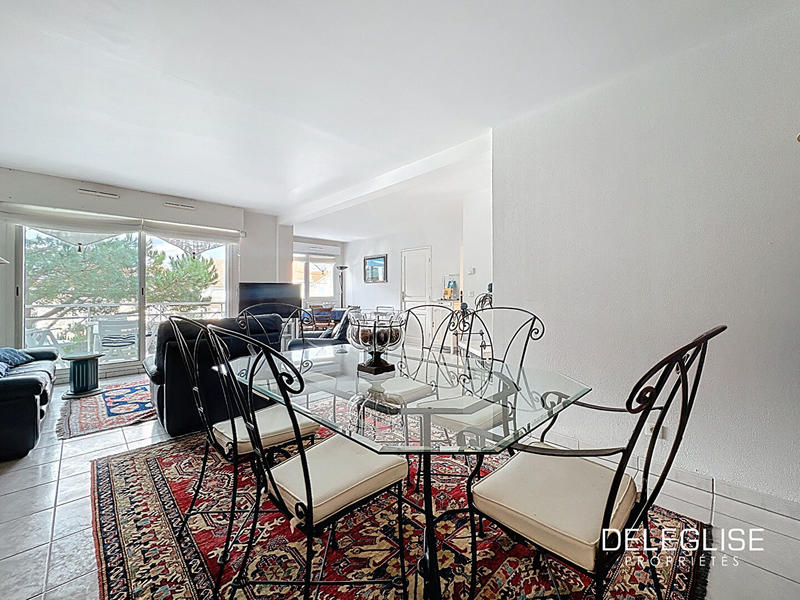 Appartement - 101 m² - 4 pièces