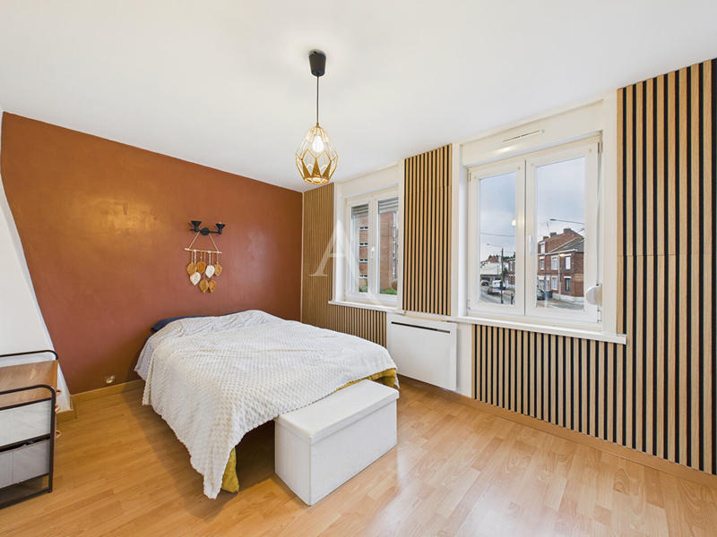 Maison - 87 m² - 4 pièces