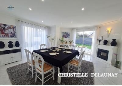 Maison - 185 m² - 7 pièces