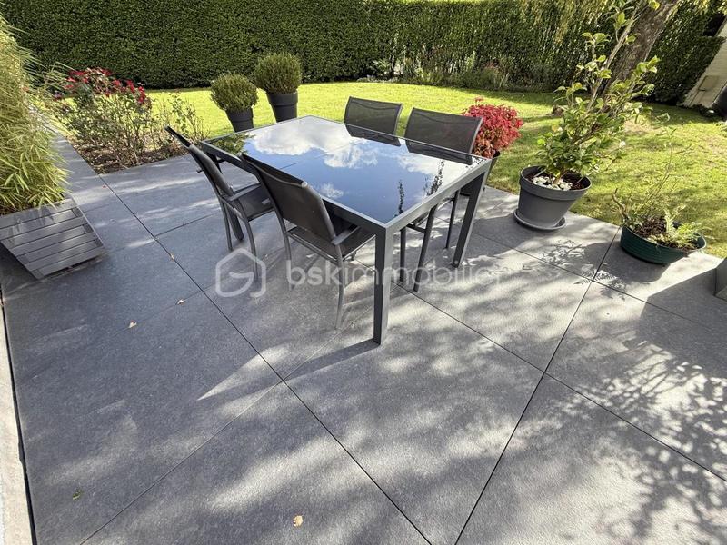 Maison - 158 m² - 6 pièces