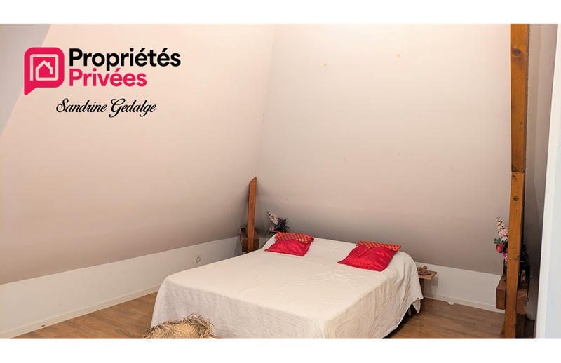 Maison - 195 m² - 9 pièces