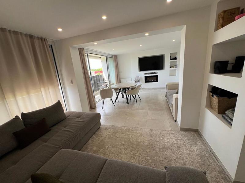 Appartement - 92 m² - 5 pièces