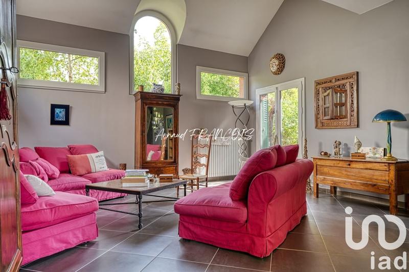 Maison - 184 m² - 9 pièces