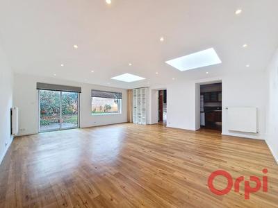 Maison - 112 m² - 4 pièces