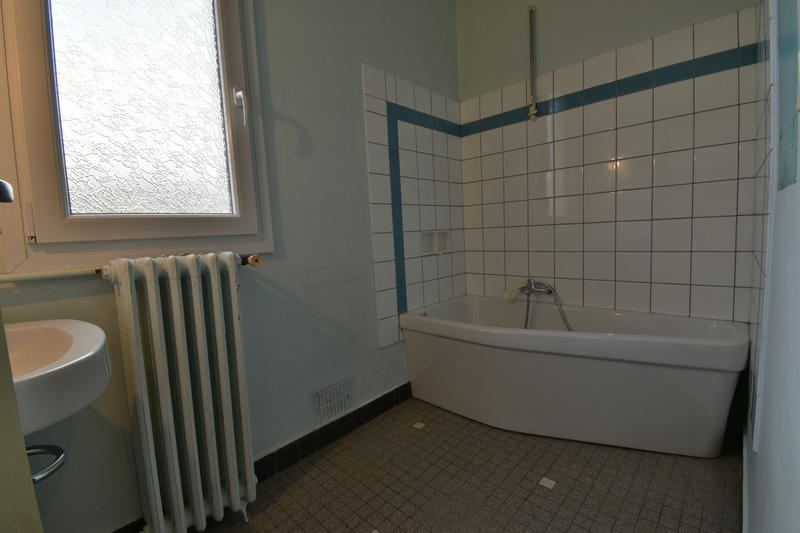 Maison - 81 m² - 5 pièces