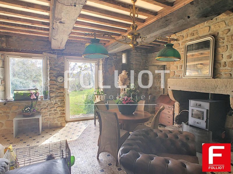 Maison - 178 m² - 8 pièces