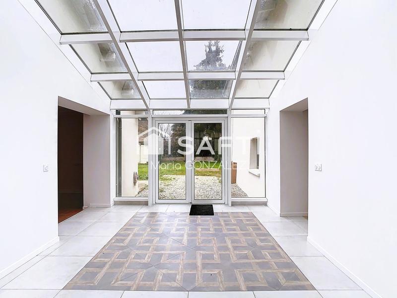 Appartement - 184 m² - 5 pièces