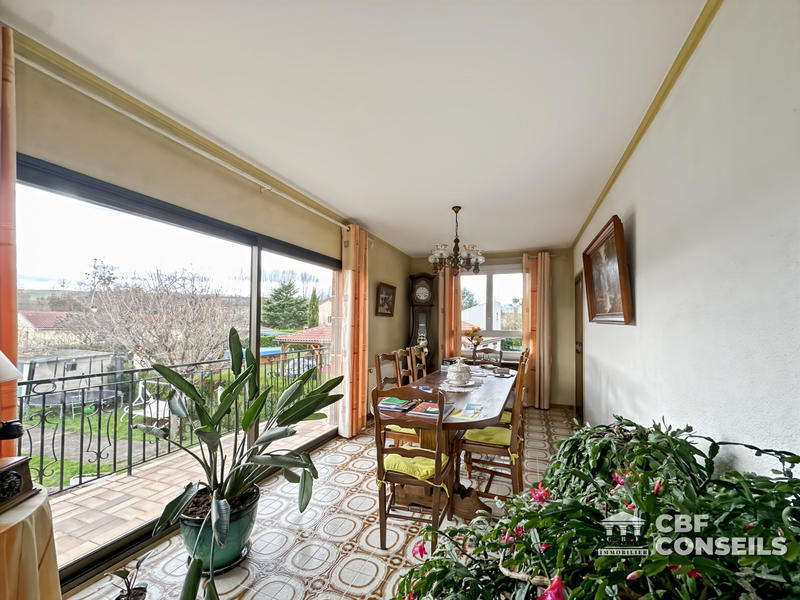 Maison - 200 m² - 6 pièces