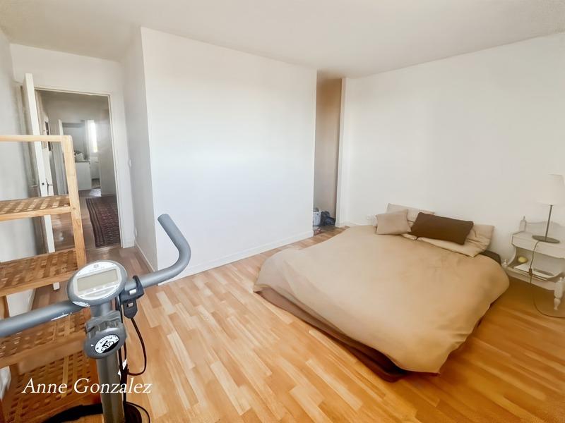 Appartement - 107 m² - 6 pièces