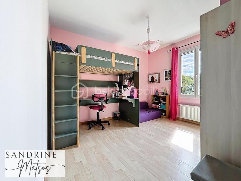 Maison - 107 m² - 5 pièces