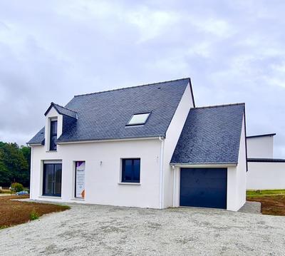 Maison - 101 m² - 6 pièces