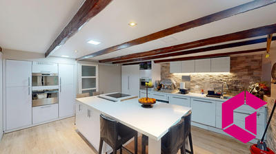 Maison - 160 m² - 7 pièces