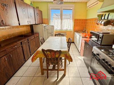 Maison - 97 m² - 5 pièces