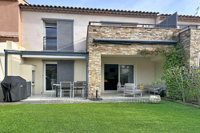 Maison - 87 m² - 3 pièces