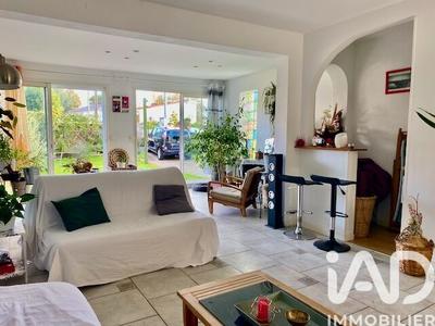 Maison - 102 m² - 4 pièces