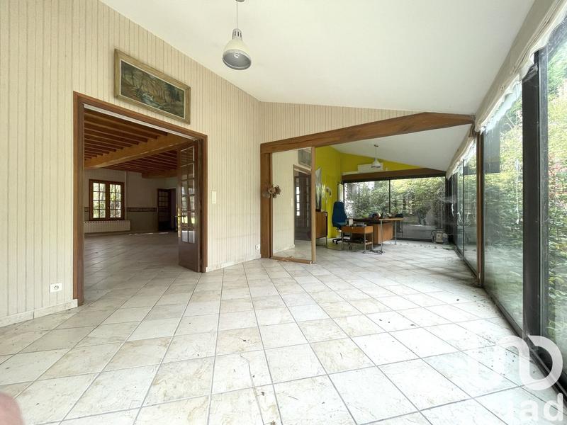 Maison - 630 m² - 12 pièces