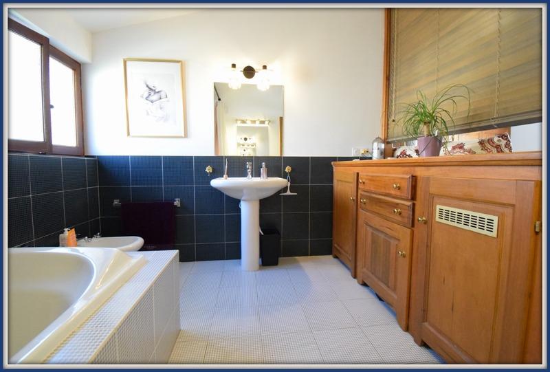 Villa - 171 m² - 6 pièces