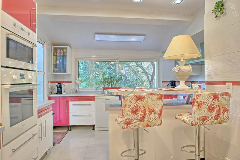 Villa - 140 m² - 6 pièces