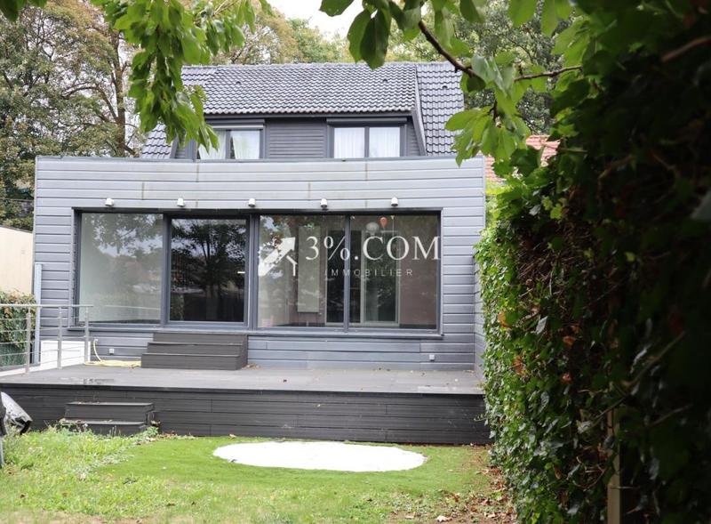 Maison - 137 m² - 6 pièces