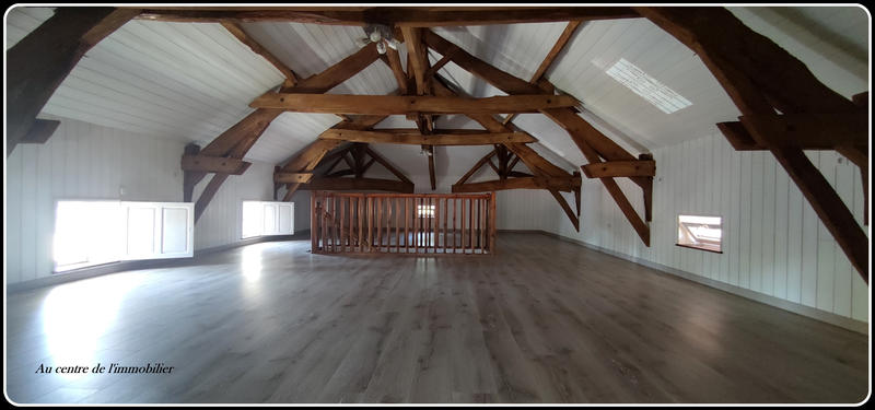 Maison - 228 m² - 4 pièces