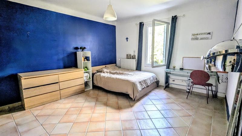 Maison - 249 m² - 7 pièces