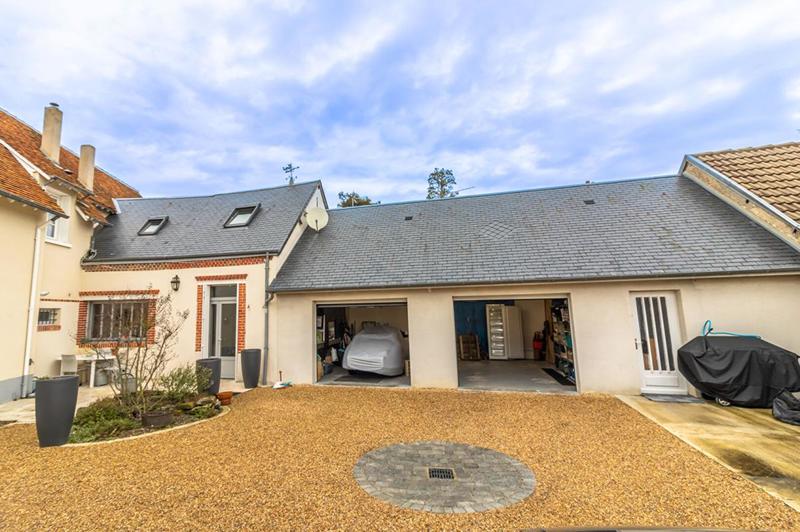 Maison - 190 m² - 8 pièces