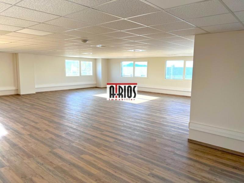 Bureau - 272 m²