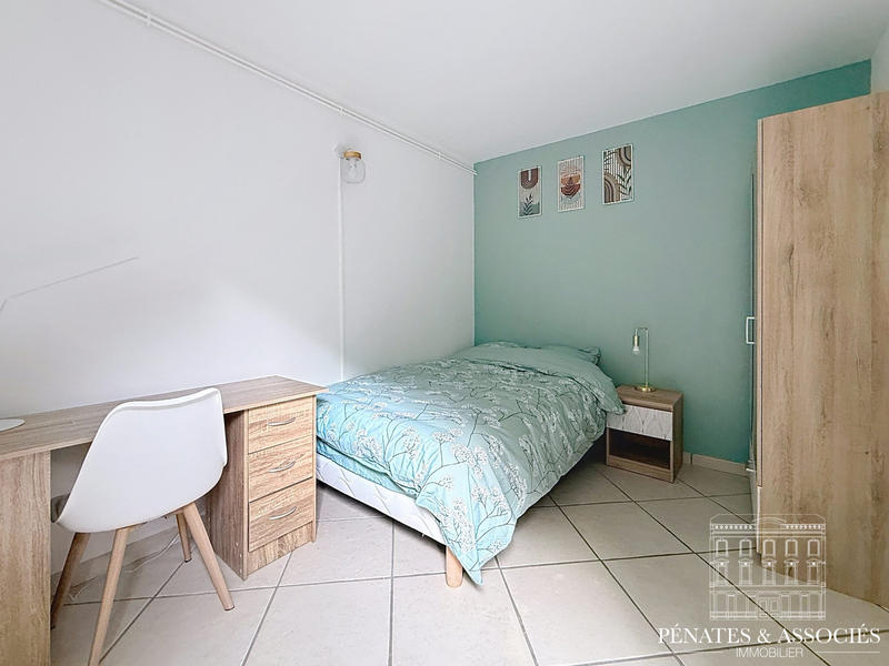 Appartement - 77 m² - 4 pièces